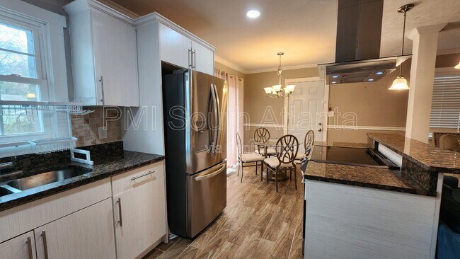 Building Photo - 157 Sunrise Cir
