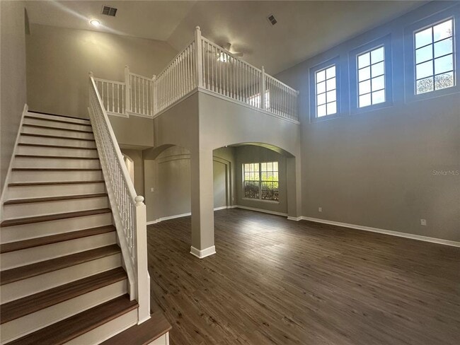 Building Photo - 10446 Stone Glen Dr