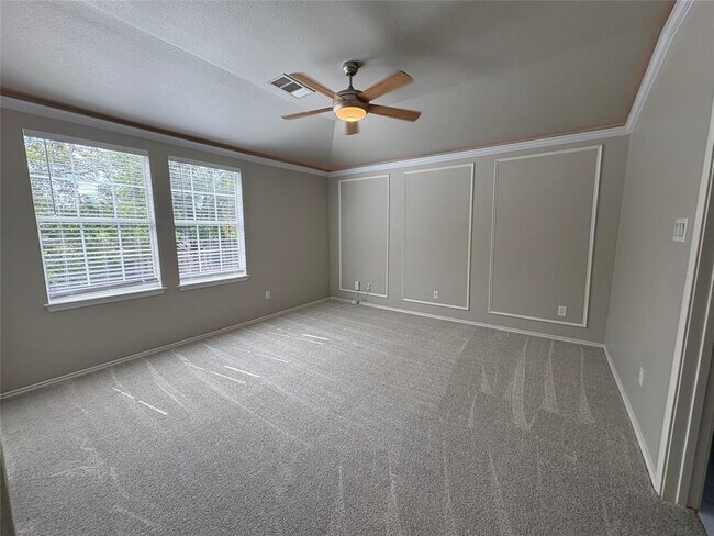 Building Photo - 2109 Rockland Dr