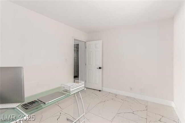 Building Photo - 3826 S Edmond St