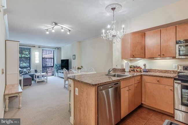 Building Photo - 631 D St NW