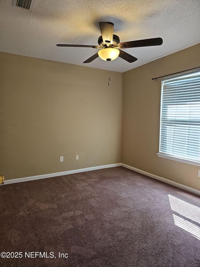 Building Photo - 1971 Belhaven Dr