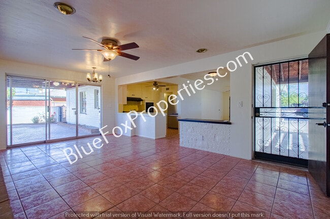 Building Photo - 418 S Jerrie Ave