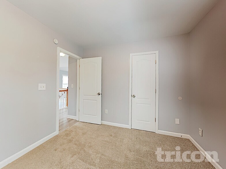 Building Photo - 6345 Queensdale Dr