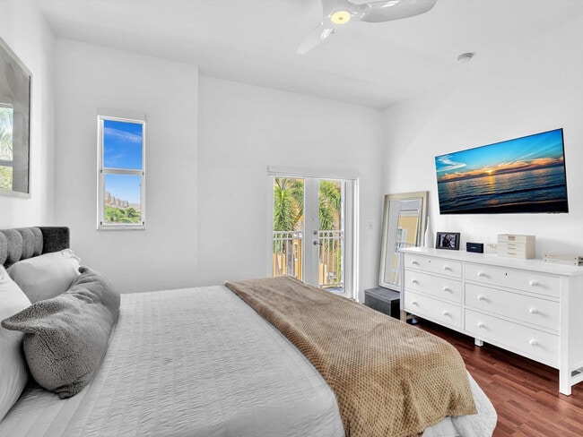 Building Photo - 2329 Vintage Dr