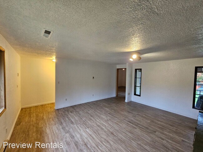Building Photo - 3 br, 2 bath House - 8971 West Pressentine...