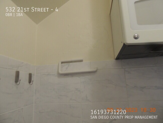 Building Photo - 532 21st St