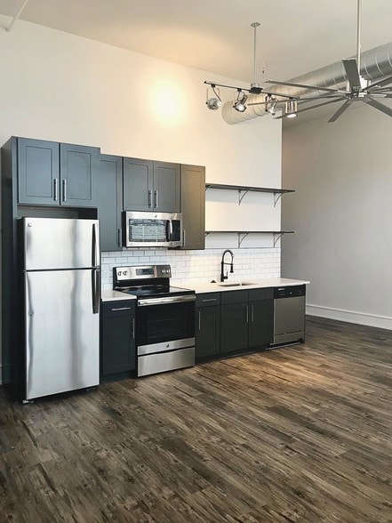 Building Photo - The Brick Lofts