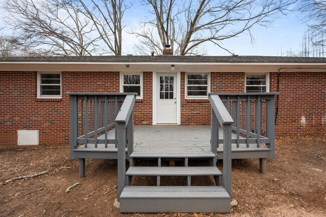 Building Photo - Beautiful 3BD Home in Clemson! Available Now