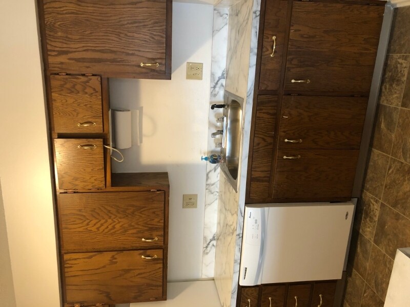 Building Photo - 2013 NW Hickory Ln