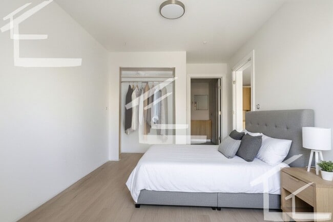 Building Photo - Beautiful 1 Bed - Close to BU