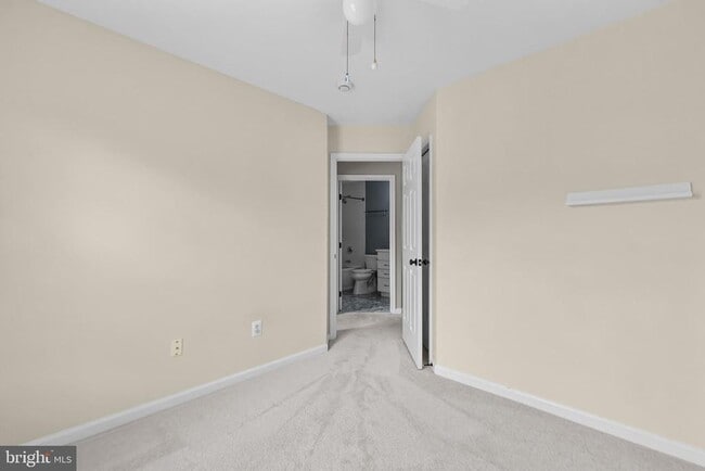 Building Photo - 5011 Waple Ln