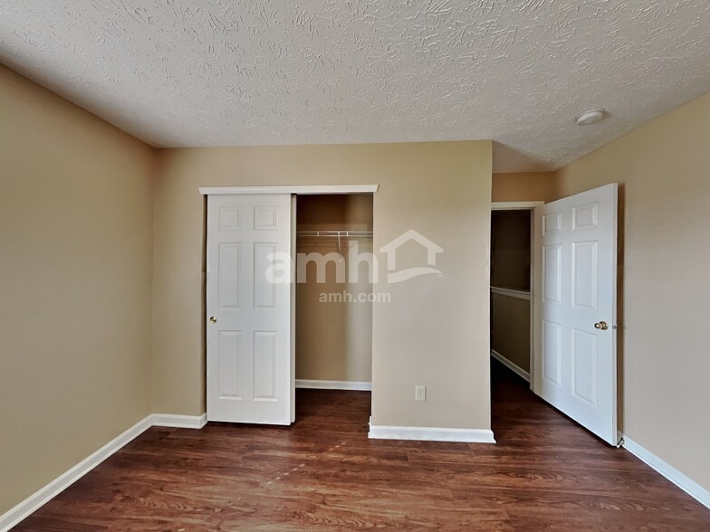 Building Photo - 8046 Wichita Hill Dr