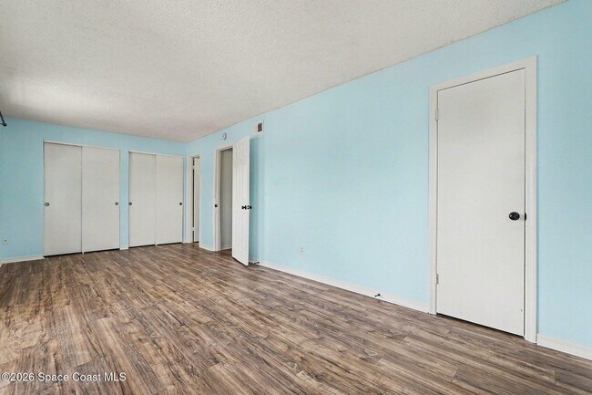 Building Photo - 1280 Jimmy Buffett Mem Hwy