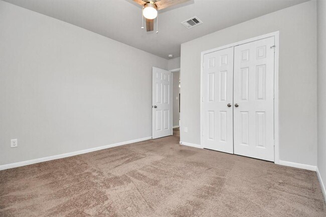 Building Photo - 7230 Victorville Dr