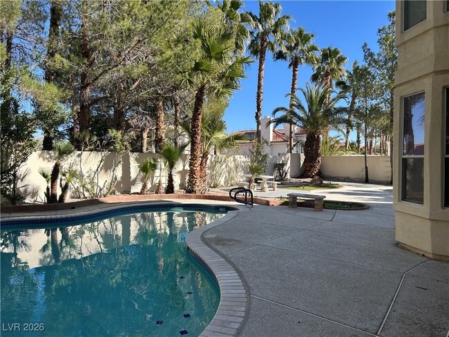 Building Photo - 2920 Sunstone St