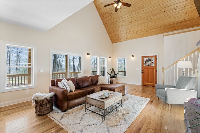 Building Photo - East AVL - Contemporary Farmhouse on Large Wooded Lot