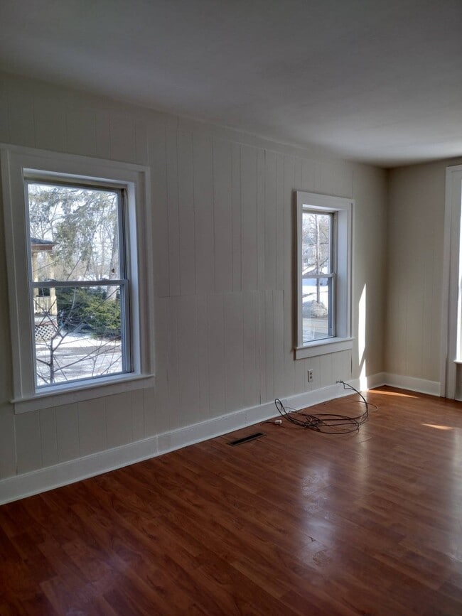 Building Photo - 249 S Peterboro St