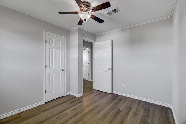 Building Photo - 1306 Choctaw