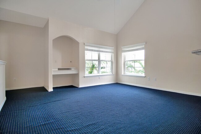 Building Photo - Runaway Beach Condo now available!