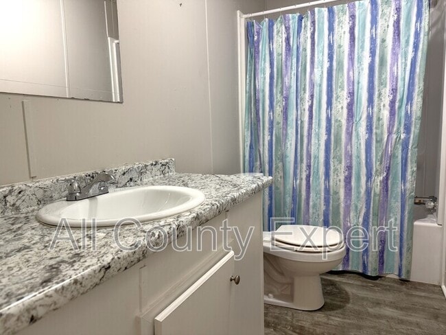 Building Photo - 288 Turner Rd