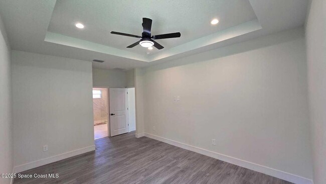 Building Photo - 2862 Pomello Ave SW
