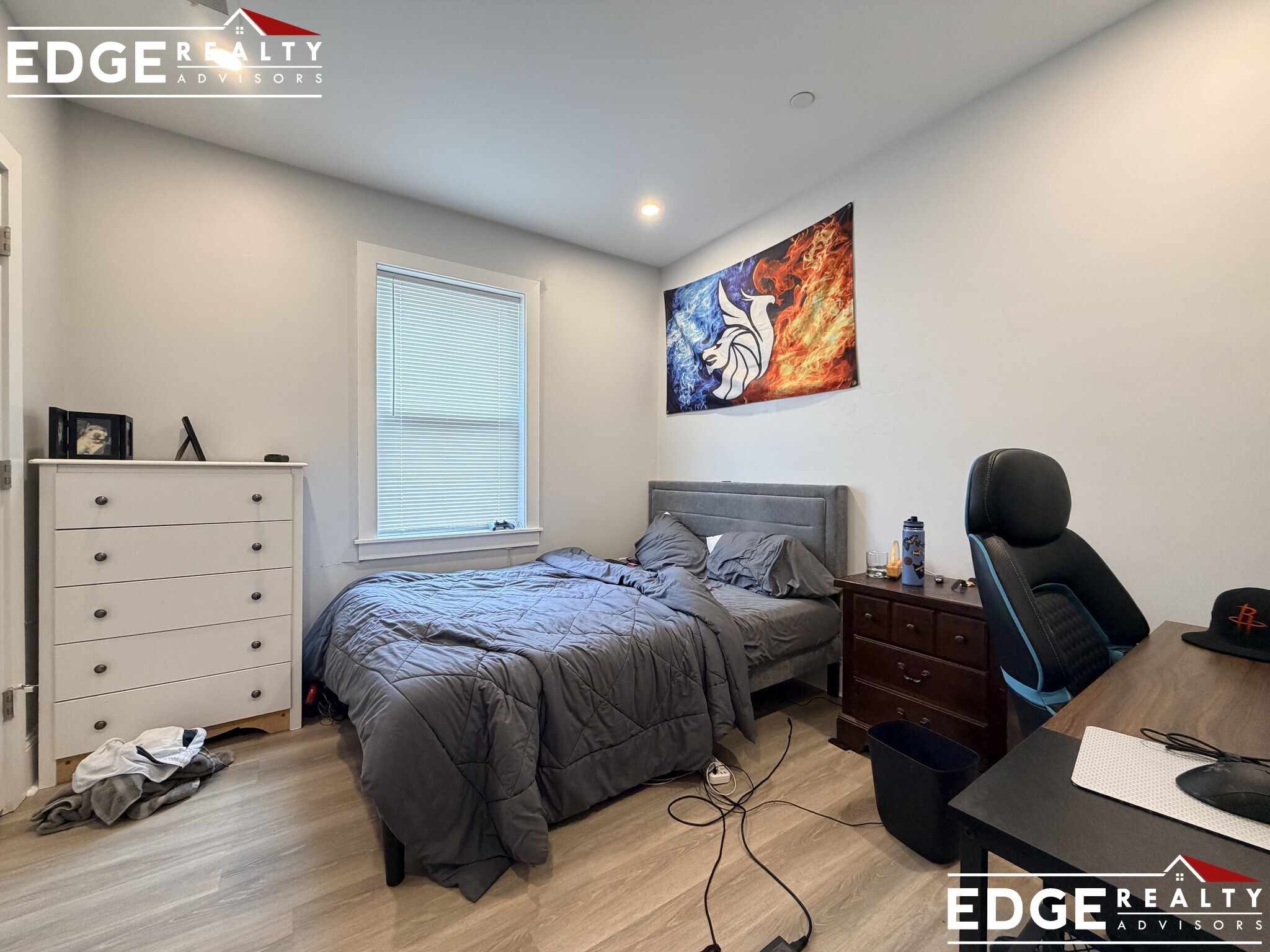 Building Photo - 64 North Beacon St