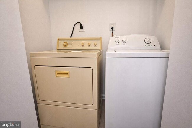 Building Photo - 4170 Old Washington Rd