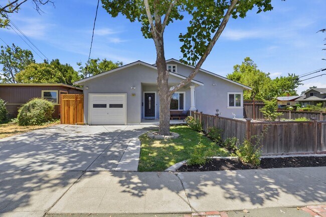Building Photo - Wow! What a Great Home! Available Soon!
