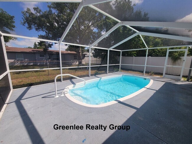 Building Photo - Updated 3 Bedroom/1.5 Bathroom POOL Home i...