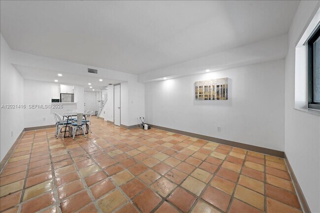 Building Photo - 5750 Turin St