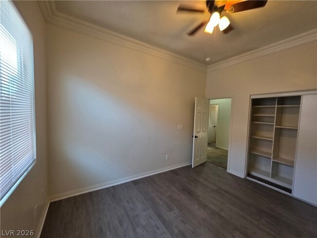 Building Photo - 9338 Wilderness Glen Ave