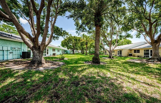 Building Photo - 2465 Northside Dr