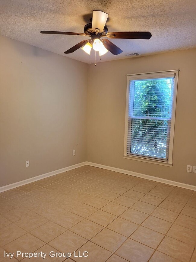 Building Photo - 3 br, 2 bath House - 3664 DellingDowns Dr.