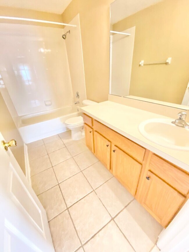 Building Photo - Beautiful Home in Rybolt Reserve in Orlando, Florida!