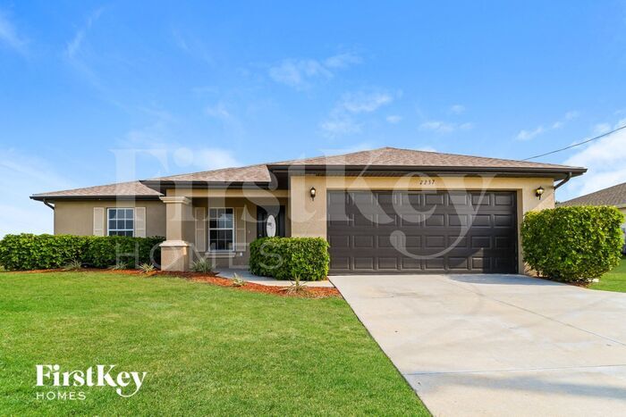 Primary Photo - 2237 Tropicana Parkway W
