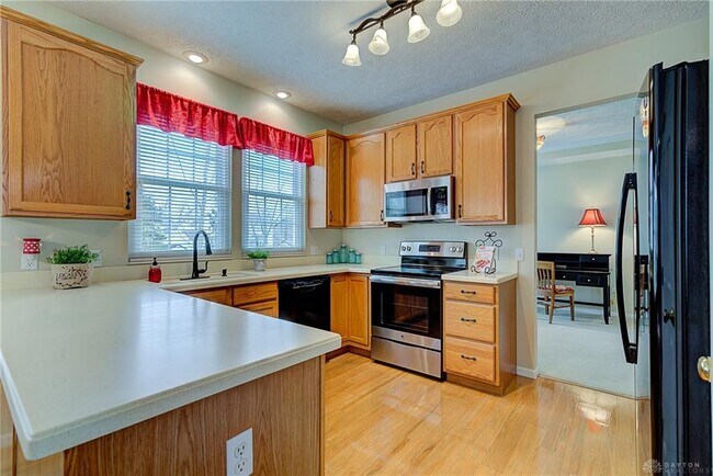 Building Photo - 4204 Country Glen Cir
