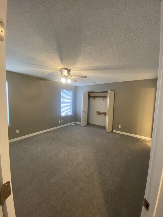 Building Photo - 1270 Marstone Ct SE
