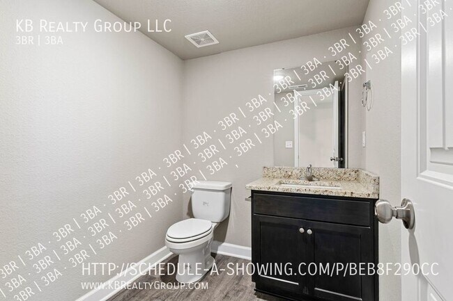Building Photo - 3 Bed Townhome in Belton; Raymore-Peculiar...