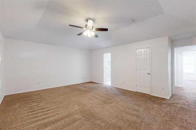 Building Photo - 1330 Kensington Ct