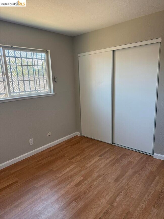 Building Photo - 485 Jill Cir