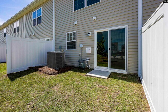 Building Photo - 244 Bones Rd