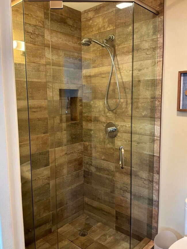 Building Photo - 1121 Cactus Terrace