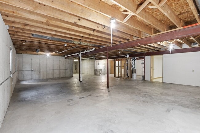 Building Photo - 3403 Green Pastures Ln