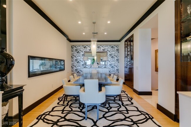 Building Photo - 1500 MacDonald Ranch Dr
