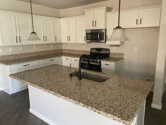 Building Photo - 3935 Hazy Swale Way