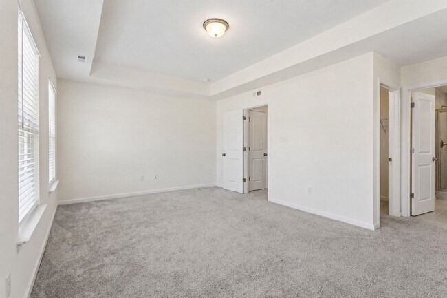 Building Photo - Quarterpath at Williamsburg – Two Primary Suites