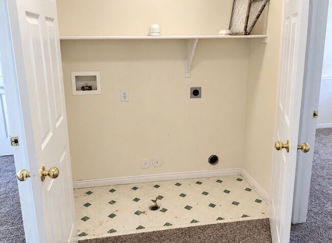Building Photo - 67 N 200 E