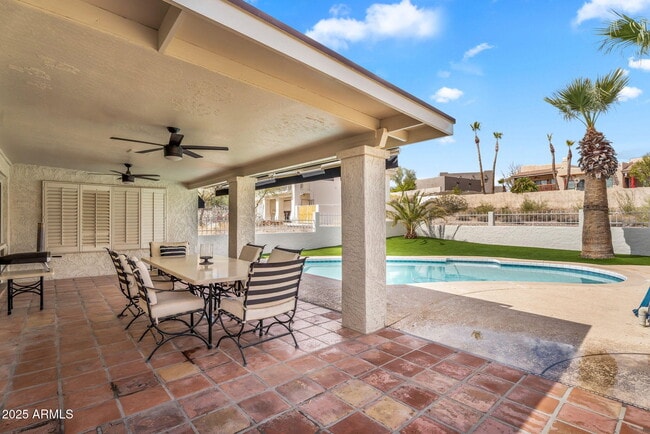 Building Photo - 17218 E Parlin Dr