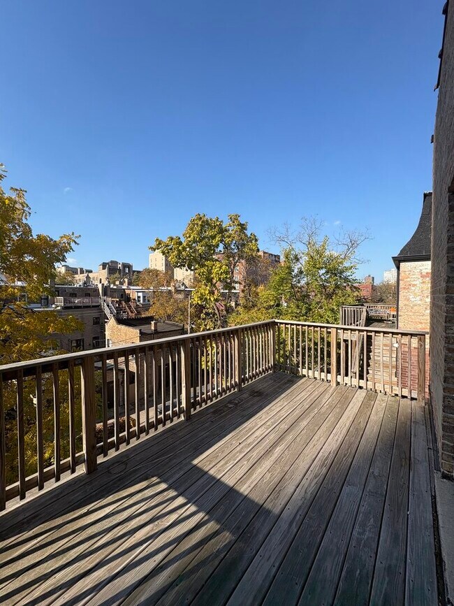 Building Photo - 5136 S Blackstone Ave